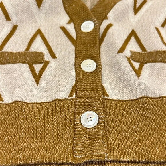 Autumn Adeigbo Tan and Cream Cardigan - Picture 3 of 6
